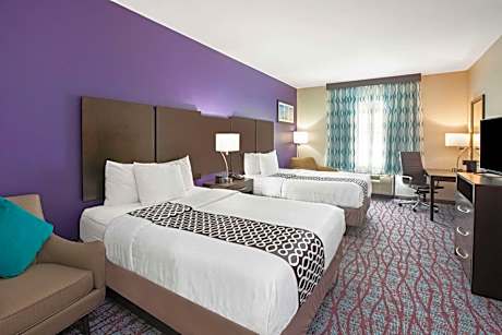 Deluxe Queen Room with Two Queen Beds