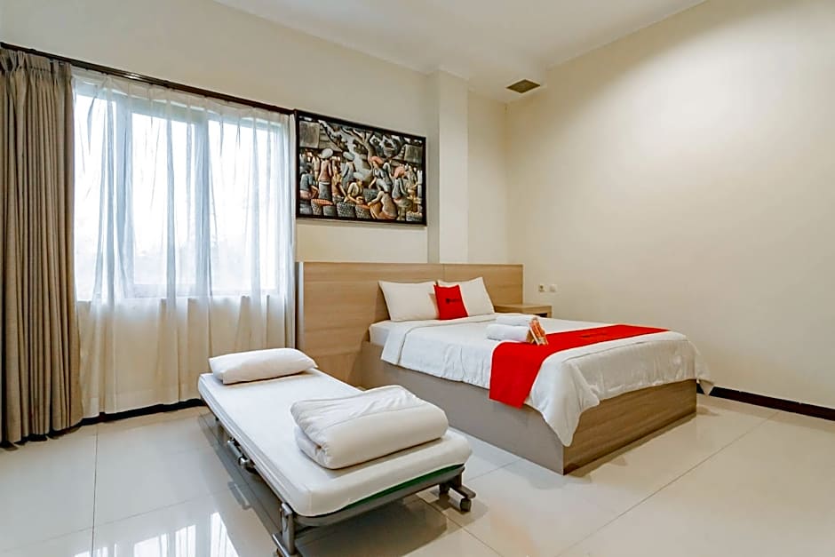 RedDoorz near Lembang Park & Zoo 2