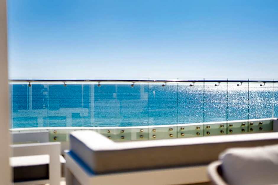 La Mer Apartments