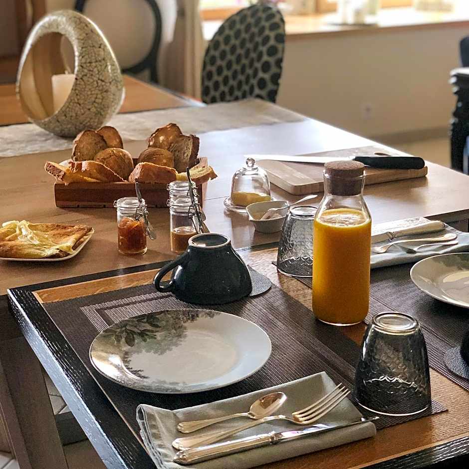 Demeure du Porzou, chambres d'hôtes de charme dans demeure d'exception, parc paysager, spa, massages, proche Paimpol, classé 4 épis