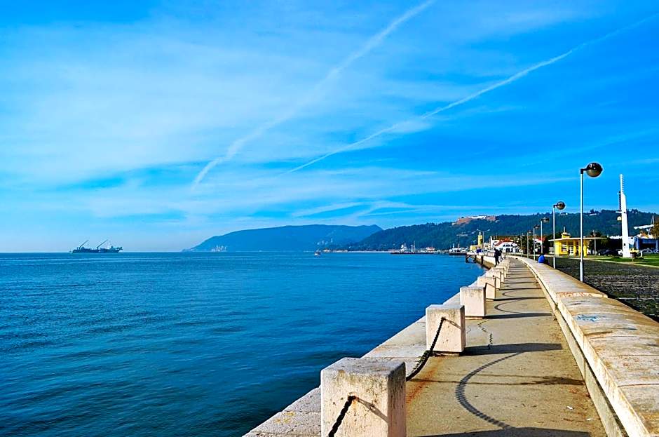 Rooms DP – Setubal, SC