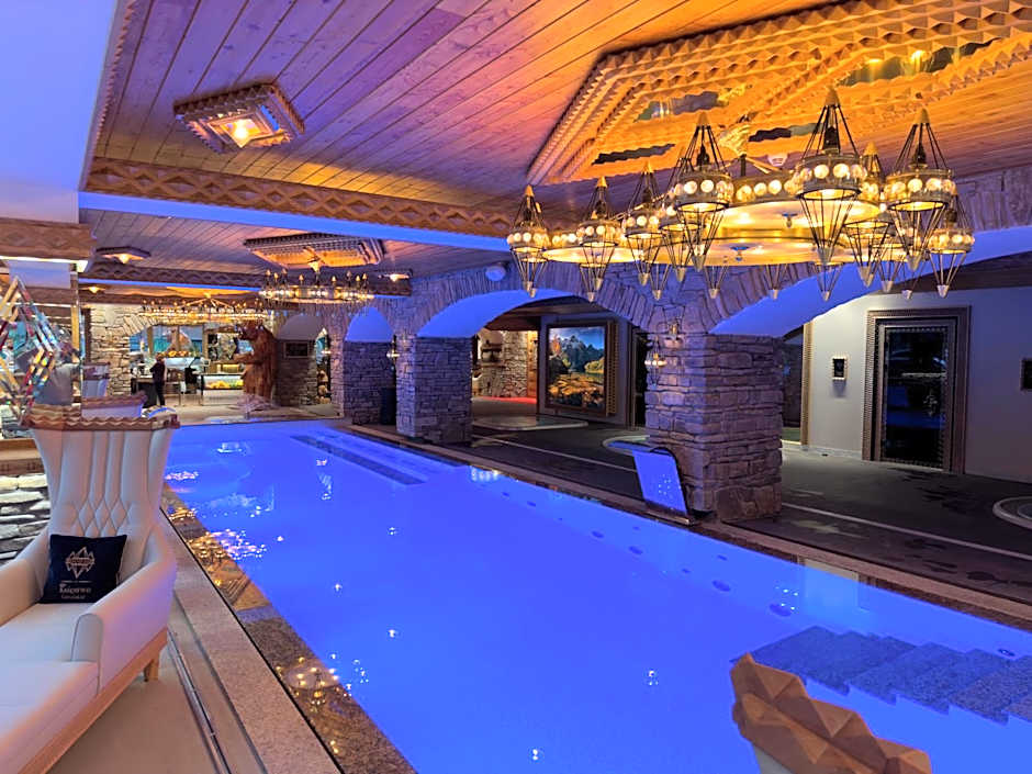 Mountain Diamond Resort