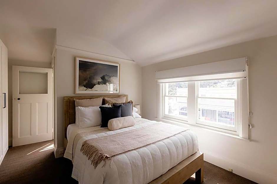 Central home in trendy South Hobart