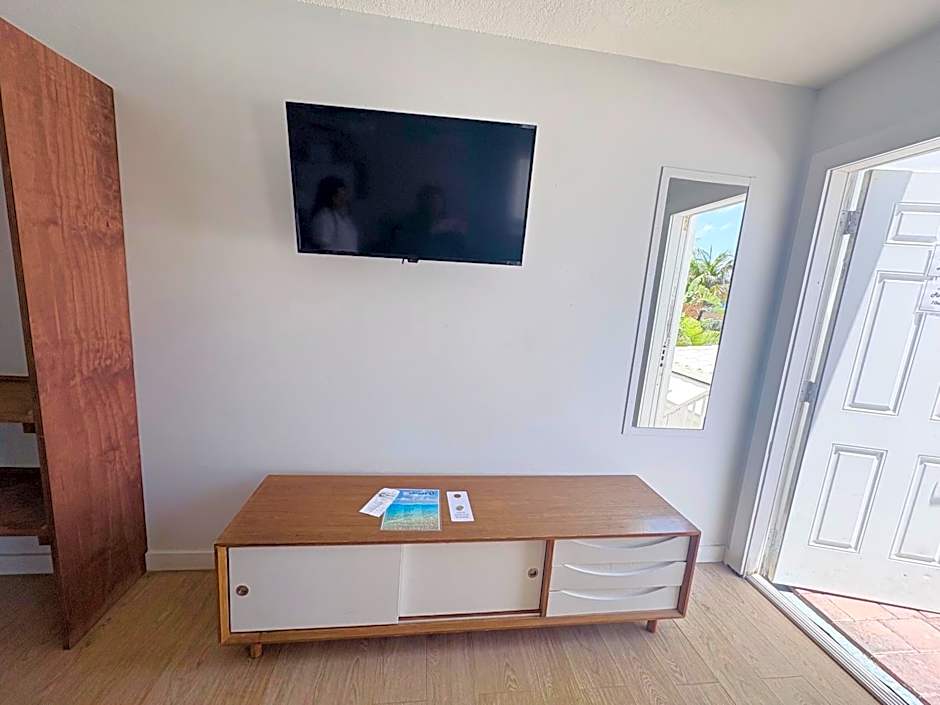 Ocean Sound's Hotel