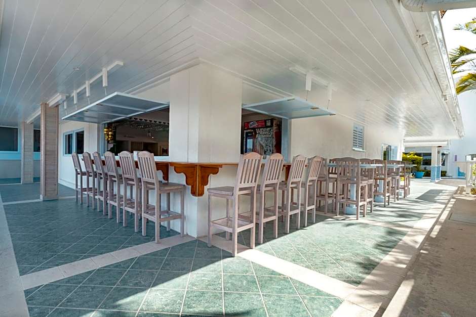 Time Out Hotel