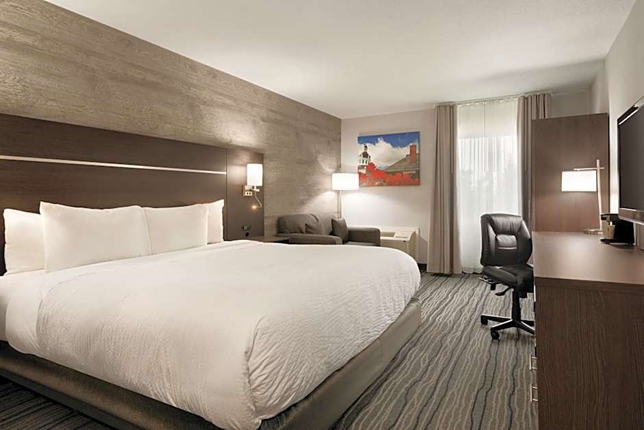 Days Inn by Wyndham Kingston