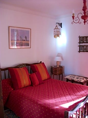 Provençal Superior Double Room with Balcony and Valley View