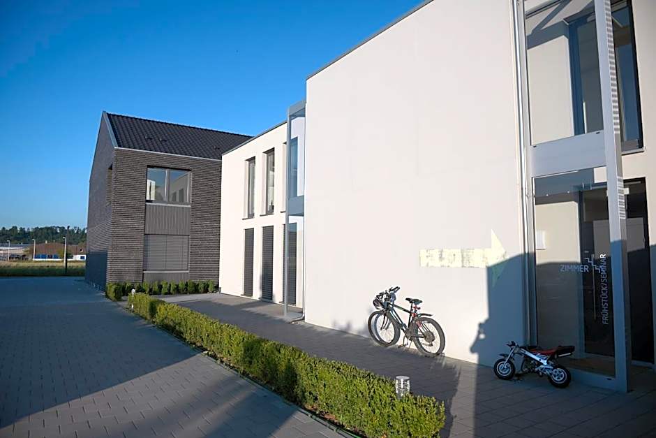 Q.C.M. Campus