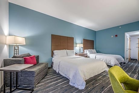 2 QUEENS MOBILITY/HEARING ACCESS RI SHWR NS