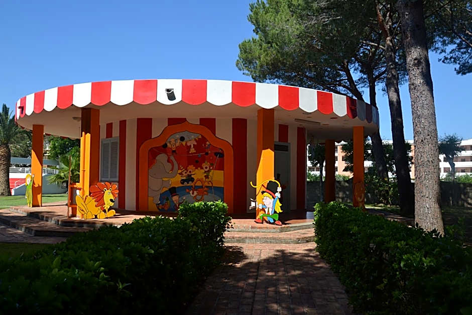 Villaggio Turistico La Mantinera - Hotel