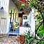 The Riverdeck Accommodation and Backpackers