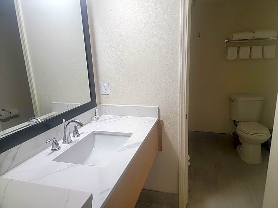 Ramada by Wyndham Merced