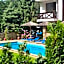 Relax Houses