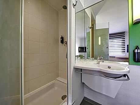 Twin - A Standard Room With Twin Beds