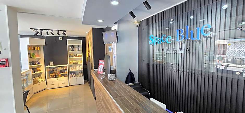 Stay Blue Hotel