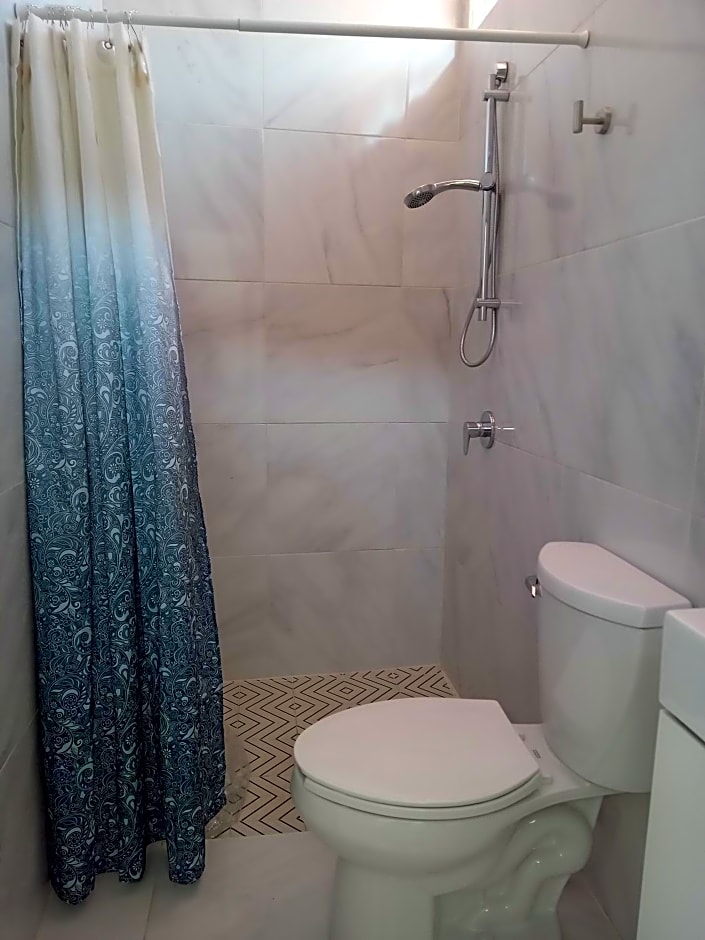El Salto de Camela - Vera y Espín Hostal