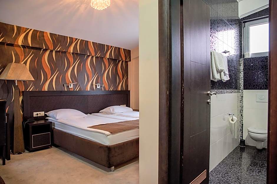 Hotel Crnogorska Kuca