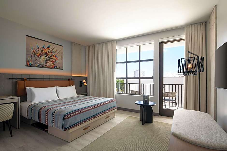 Moxy St. Petersburg Downtown