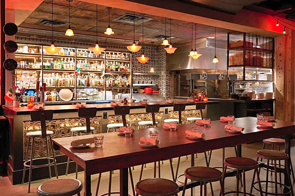 Fairfield Inn & Suites by Marriott Calgary Downtown