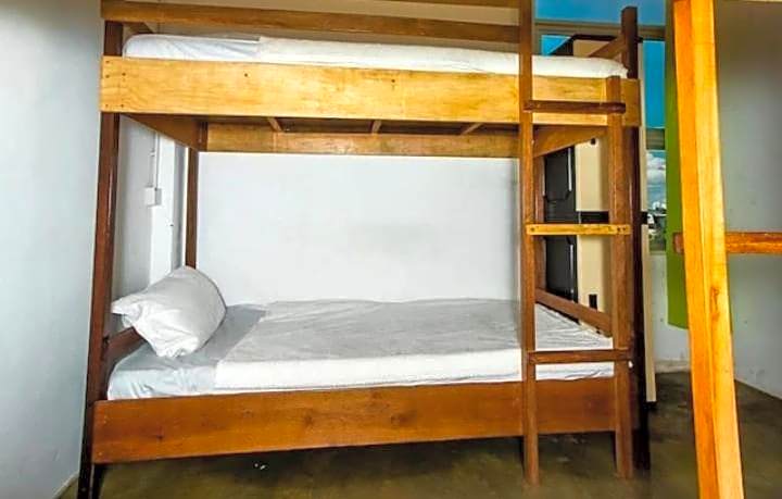 SPOT ON 90808 night Stayin2