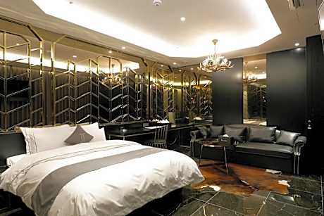 Large Double Room with Terrace