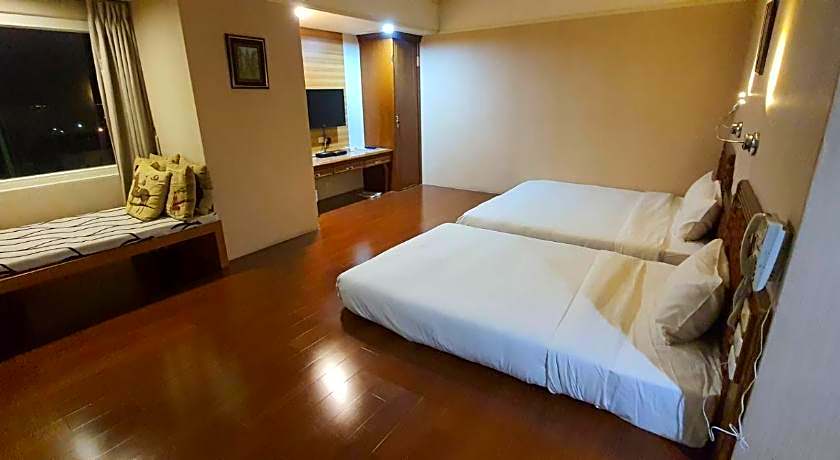 Tapeng Bay Holiday Hotel