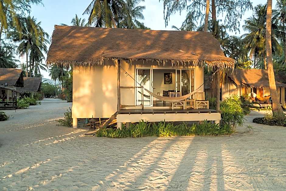 Angkana Bungalows adults only
