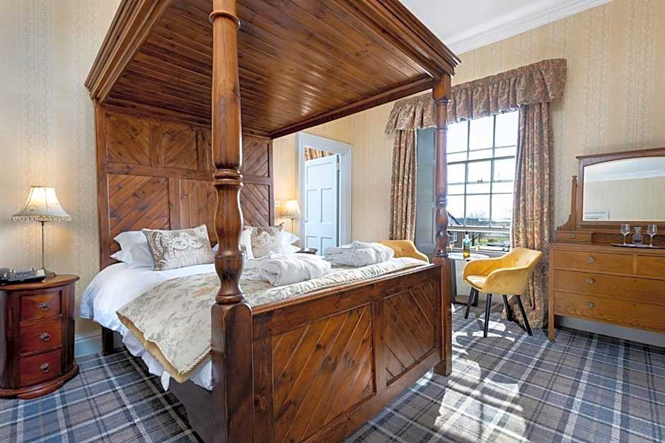 Dornoch Castle Hotel