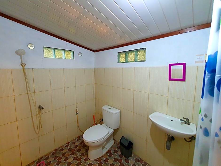 Santi Garden Bungalows