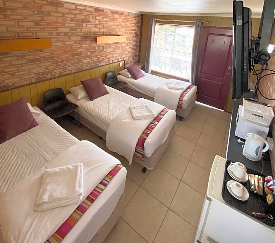 PROSERPINE MOTOR LODGE