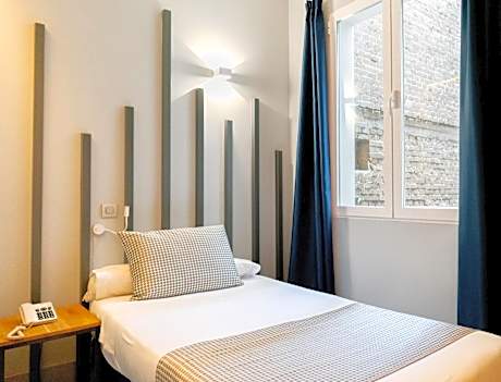 Single Room with Private Bathroom