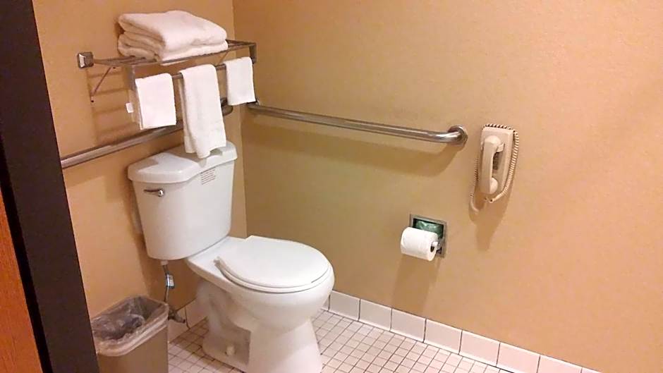 Super 8 by Wyndham Mount Vernon