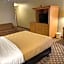 Quality Inn & Suites Greenfield I-70