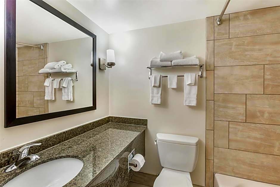 Best Western Plus Scottsdale Thunderbird Suites