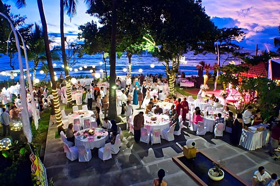 Legong Keraton Beach Hotel