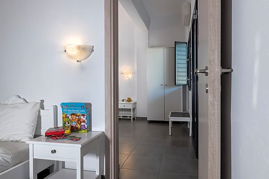 Rivari Santorini Hotel