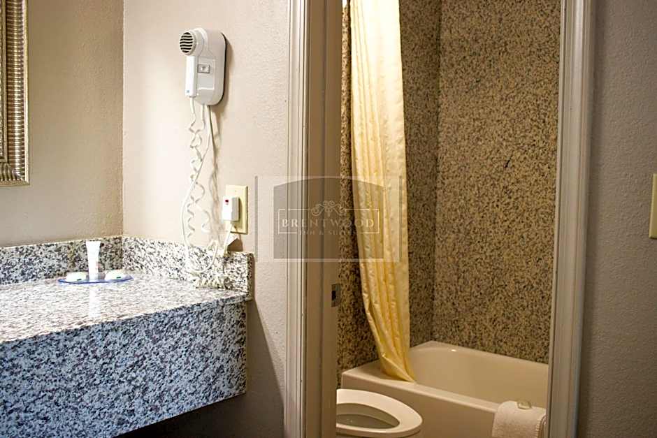 Brentwood inn & Suites - Lynchburg