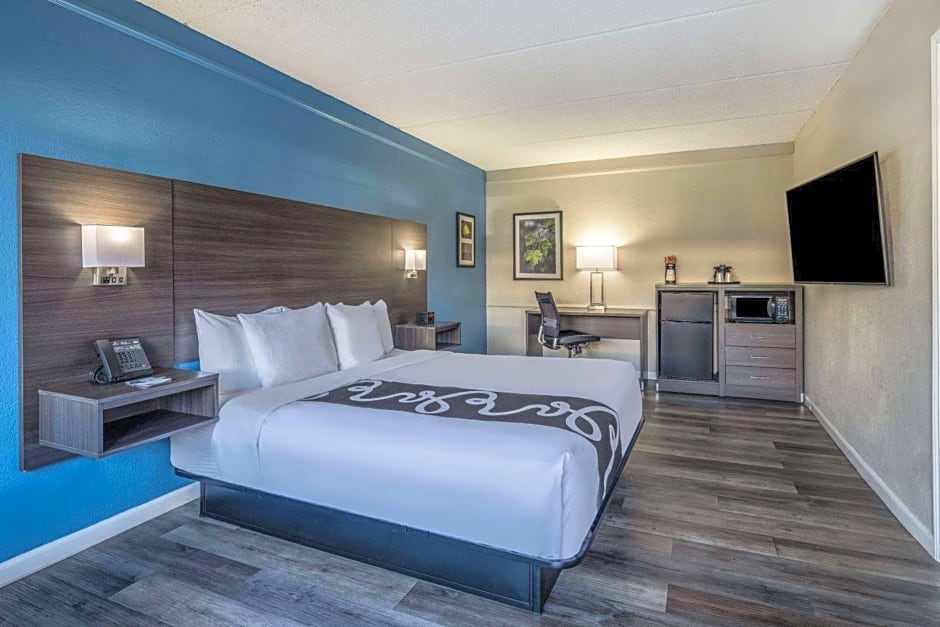 La Quinta Inn & Suites by Wyndham Sacramento North