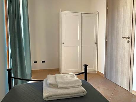 Quadruple Room with Private Bathroom