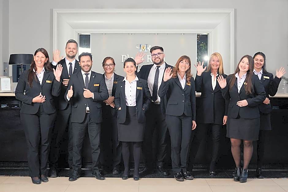 Plaza Real Suites Hotel