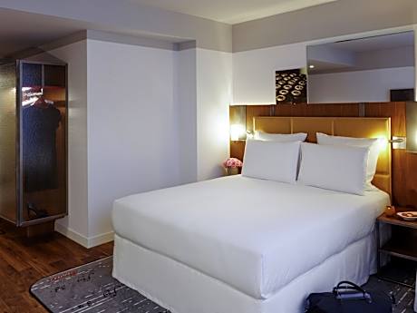 Superior Room With 1 Queen-Size Bed