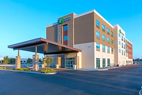 Holiday Inn Express Visalia - Sequoia Gateway Area By IHG