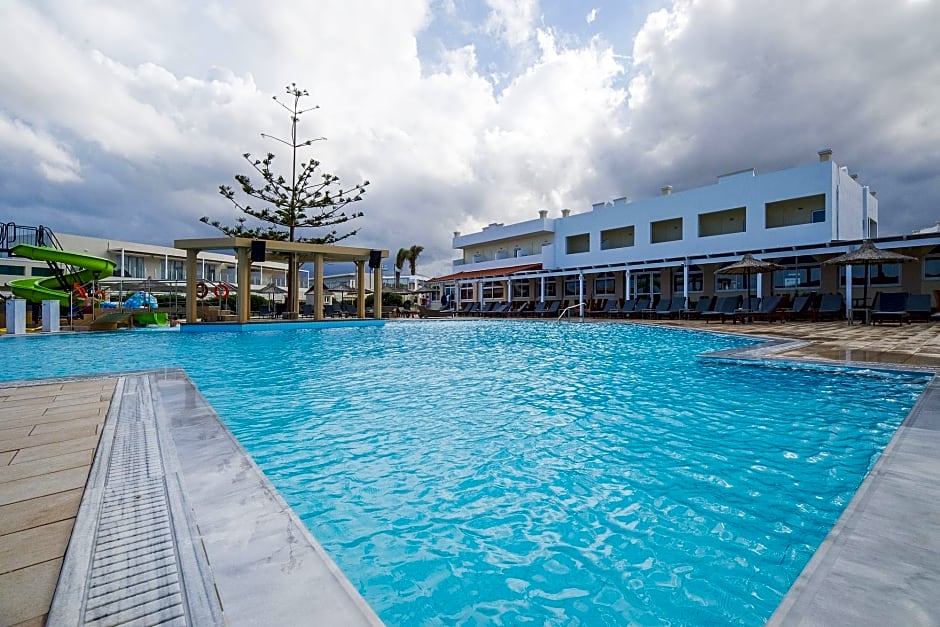 SENSEANA Sea Side Resort & Aquadventure