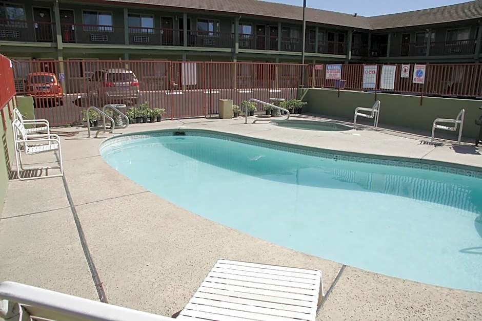INN at King City