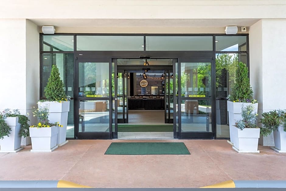 Holiday Inn Roanoke - Valley View By IHG