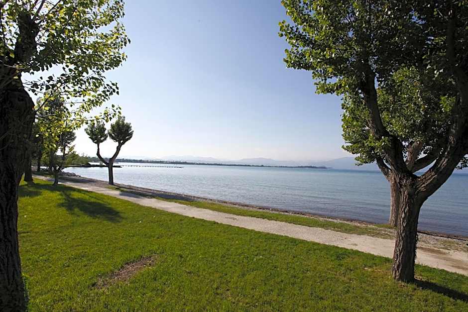 Villaggio Turistico Lugana Marina