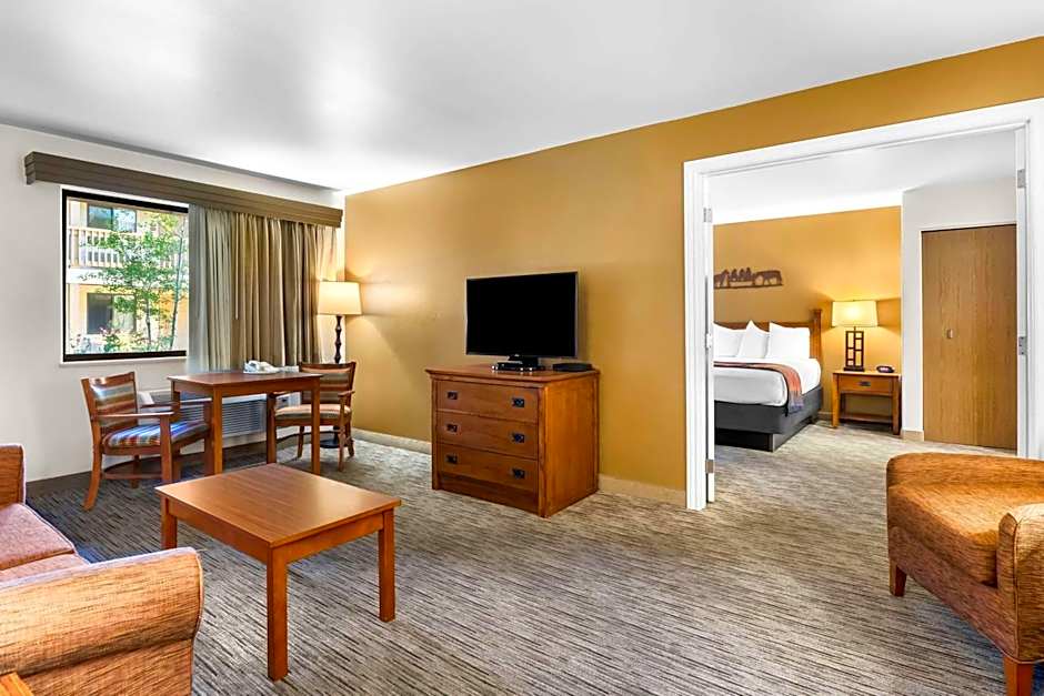 Best Western Grande River Inn & Suites