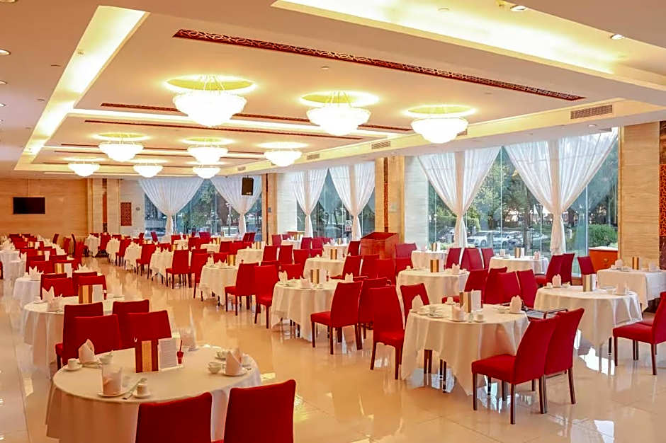 Ramada Pearl