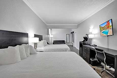 Mini-Suite with Two Queen Beds - Non-Smoking