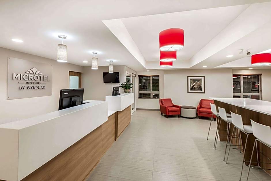 Microtel Inn & Suites by Wyndham Sudbury